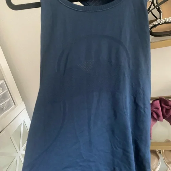 Lululemon tank top - Picture 3 of 5